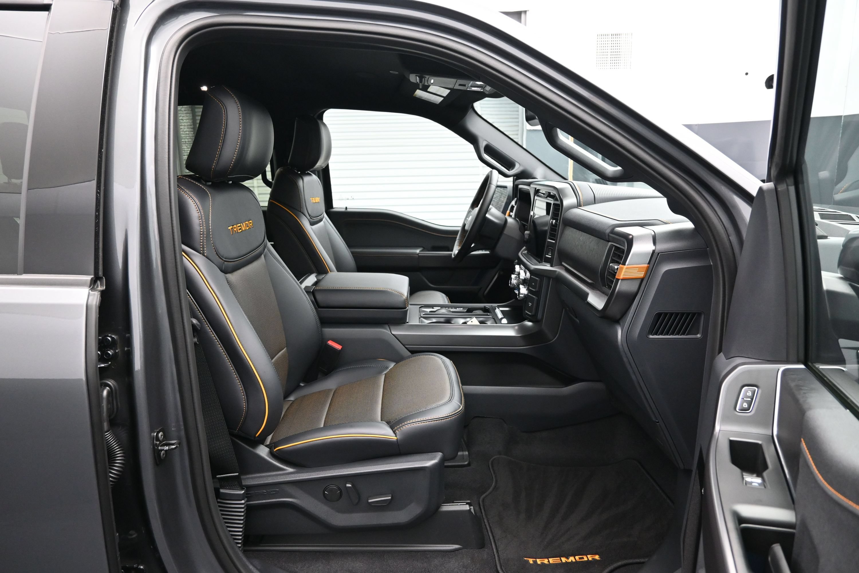 Used 2025 Ford F150 Tremor w/ Equipment Group 402A High AWD/4WD image 13