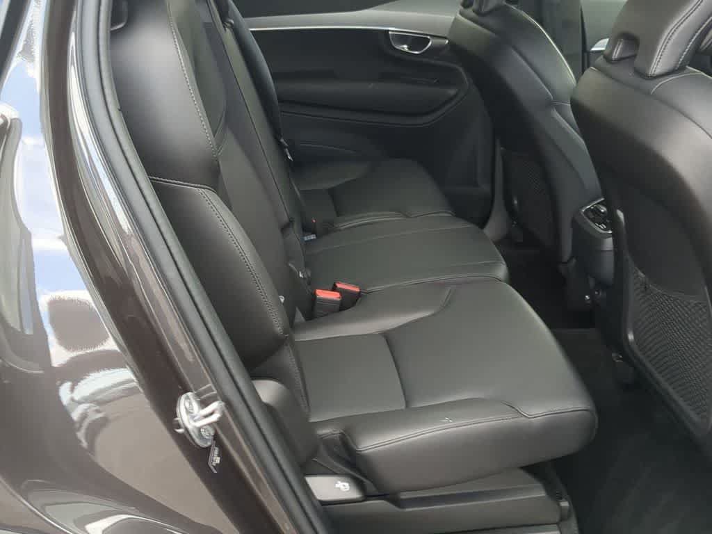 Certified 2024 Volvo XC90 B5 Core w/ Protection Package Premier AWD/4WD image 19