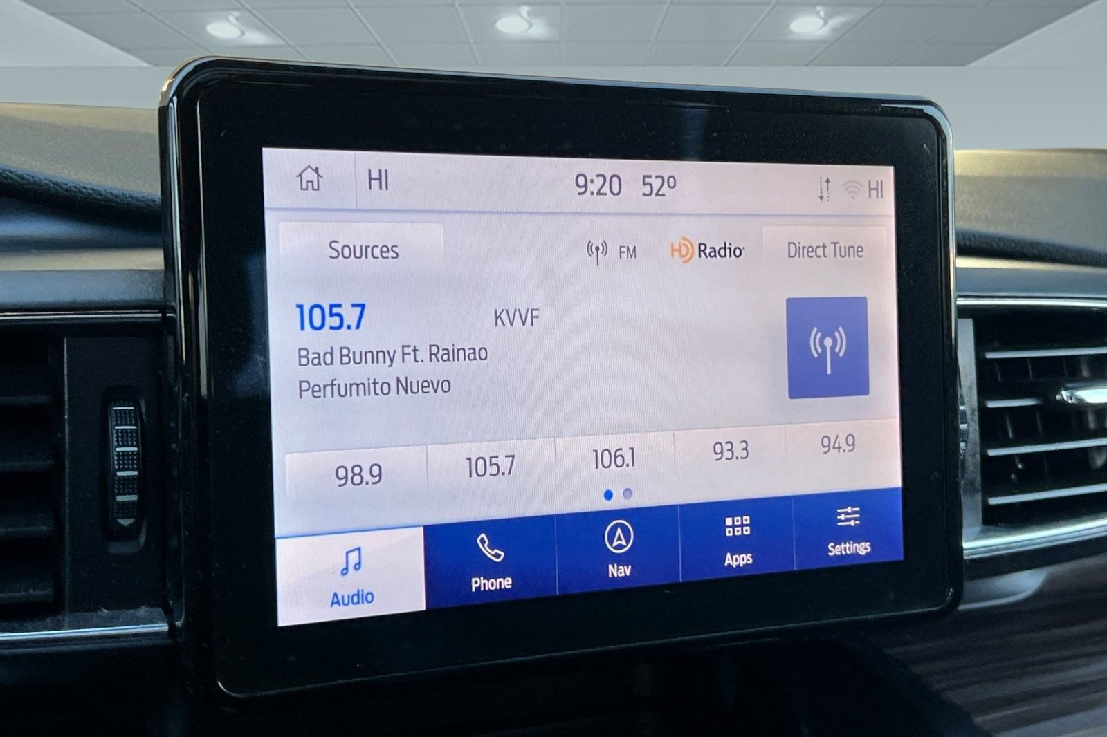 Used 2020 Ford Explorer Limited image 24