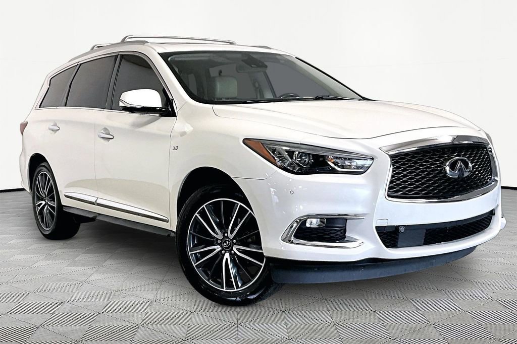 Used 2018 INFINITI QX60 Luxe w/ Deluxe Technology Package
