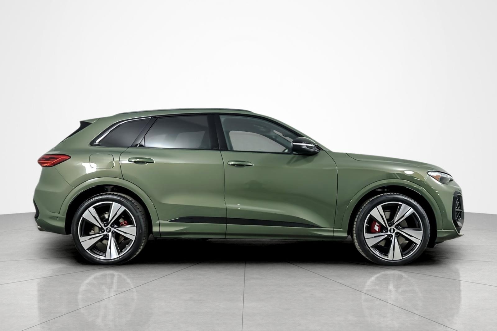 New 2025 Audi SQ5 Premium Plus image 7