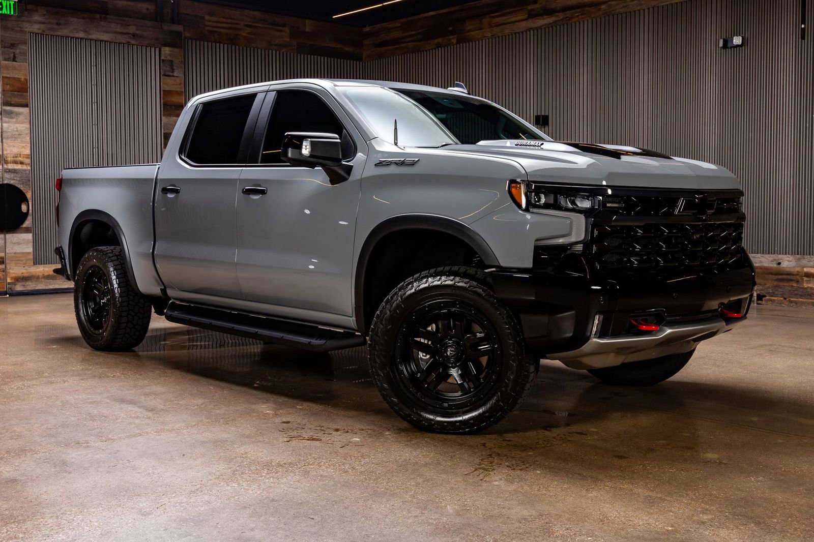 Used 2025 Chevrolet Silverado 1500 ZR2 w/ Technology Package