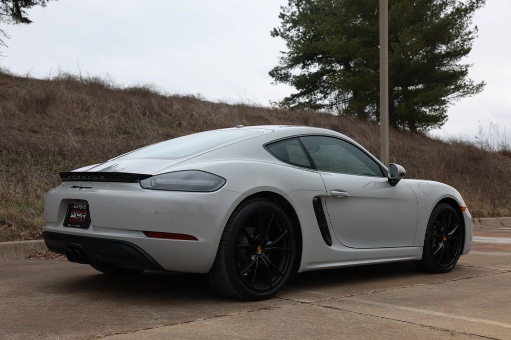 Used 2025 Porsche 718 Cayman image 16