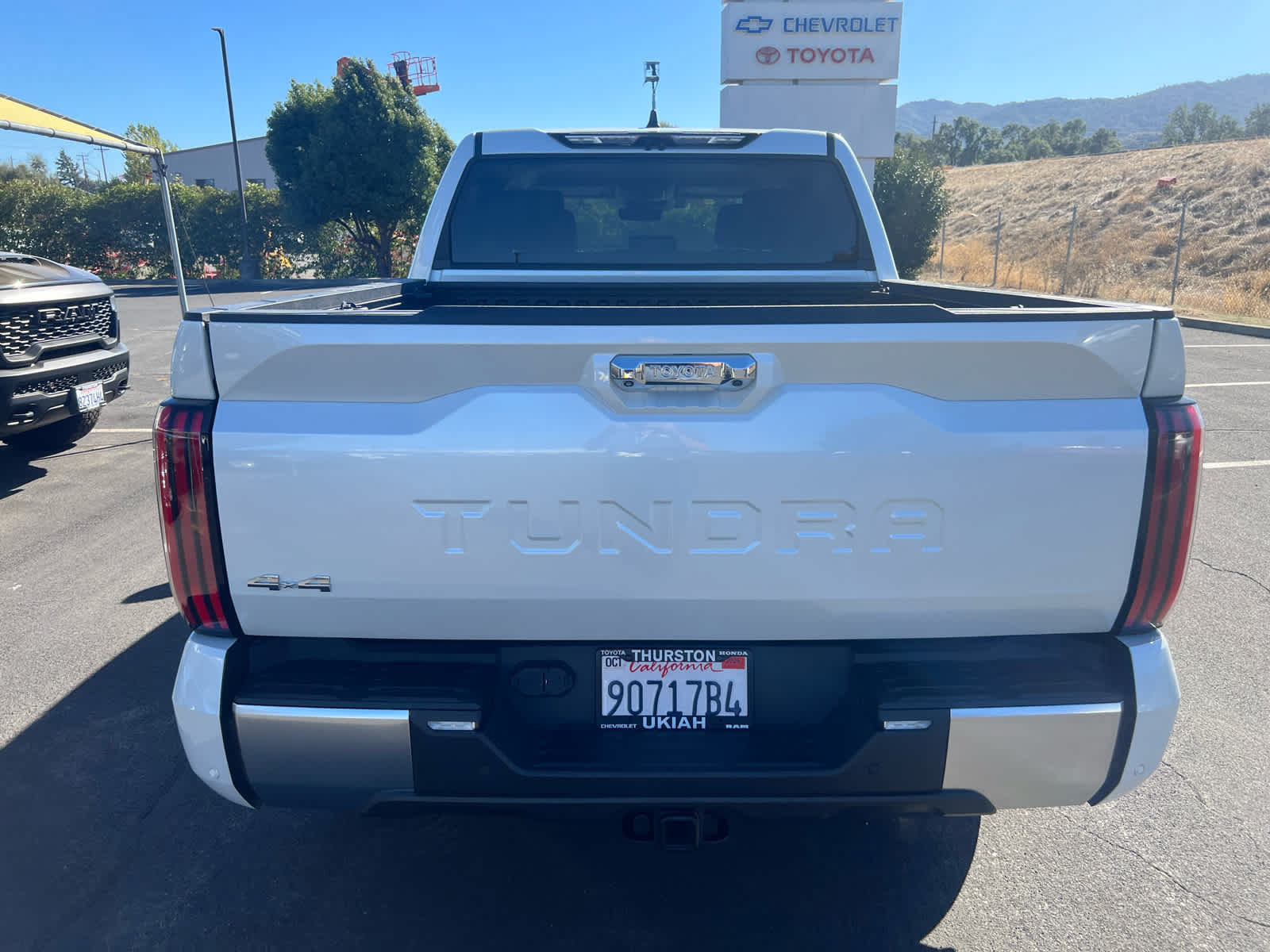 Used 2024 Toyota Tundra Limited AWD/4WD image 9