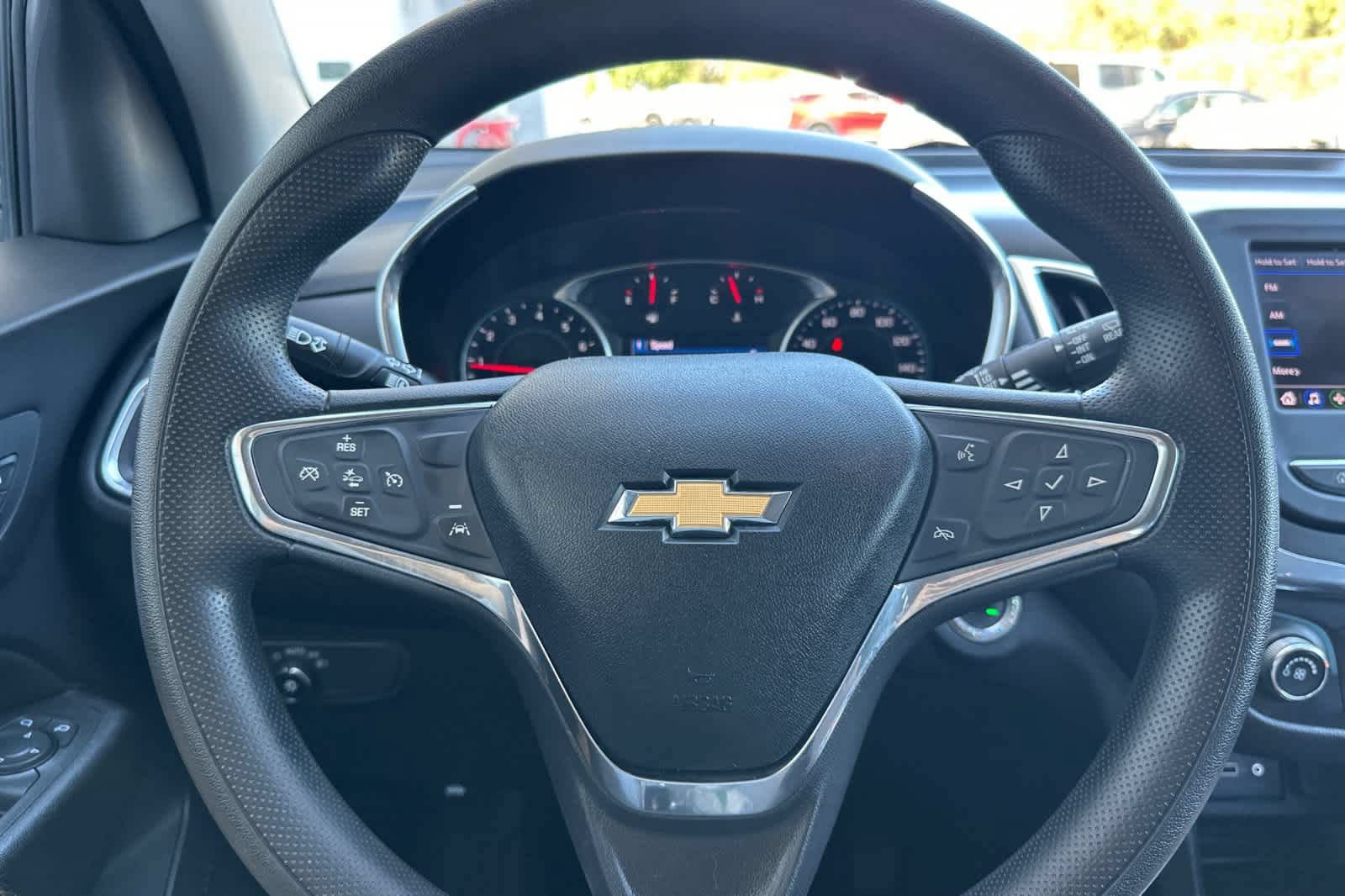 Used 2020 Chevrolet Equinox LT FWD image 24