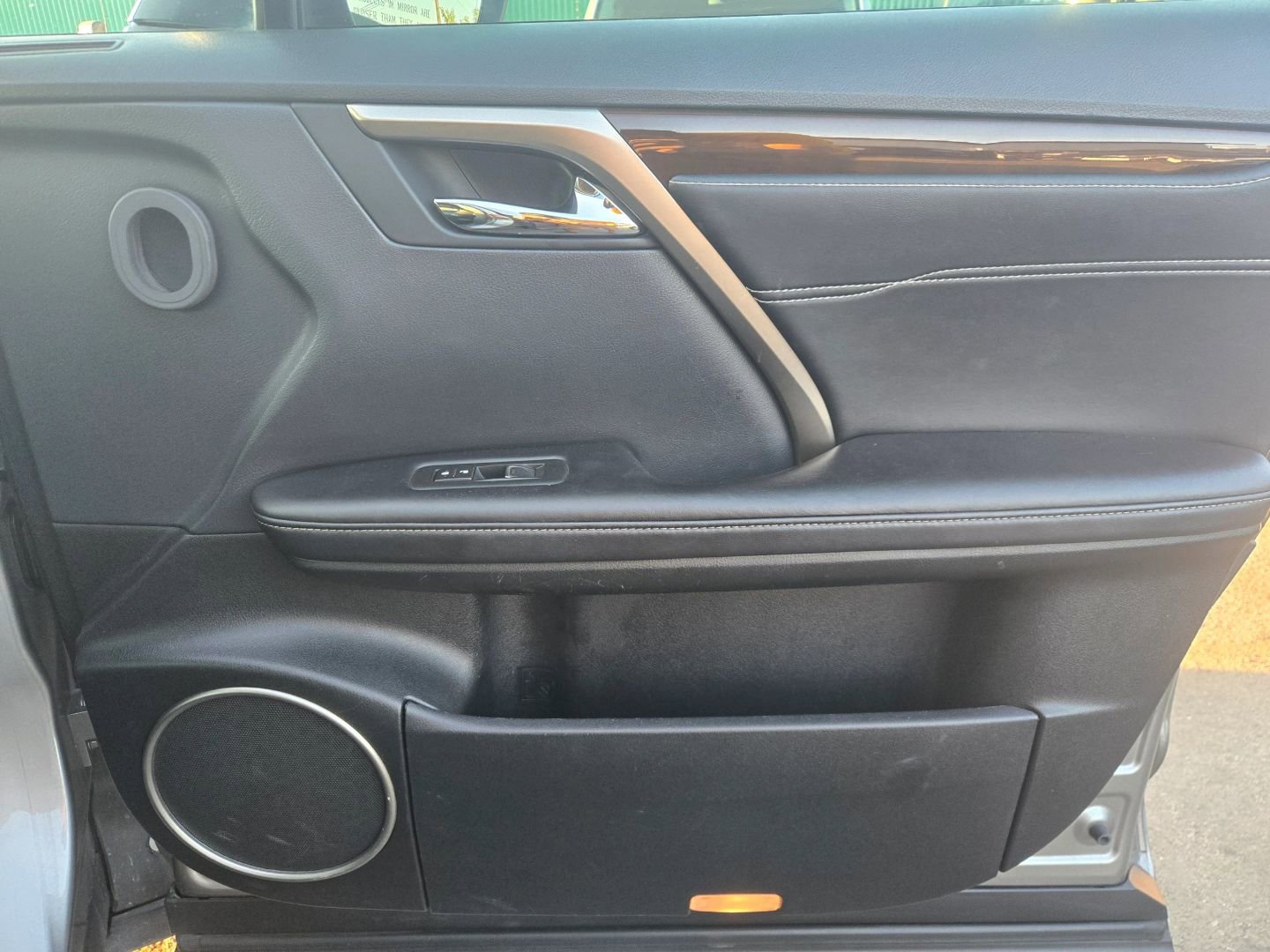 Used 2019 Lexus RX 450h AWD image 15