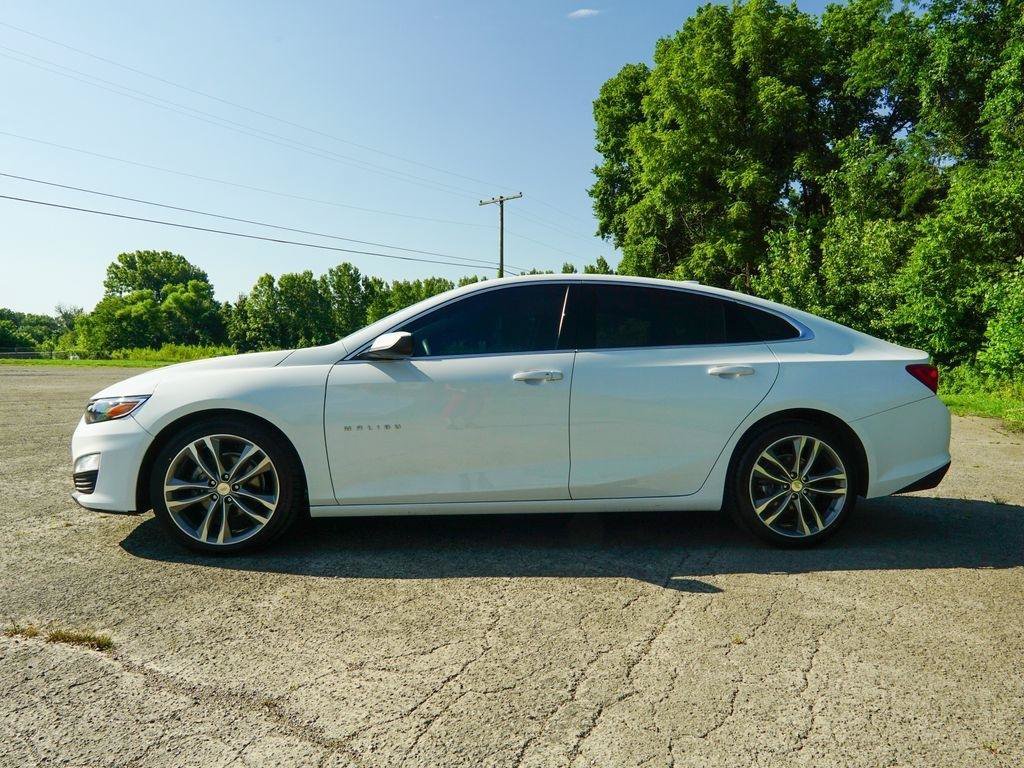 Used 2023 Chevrolet Malibu LT w/ Driver Confidence Package FWD image 5