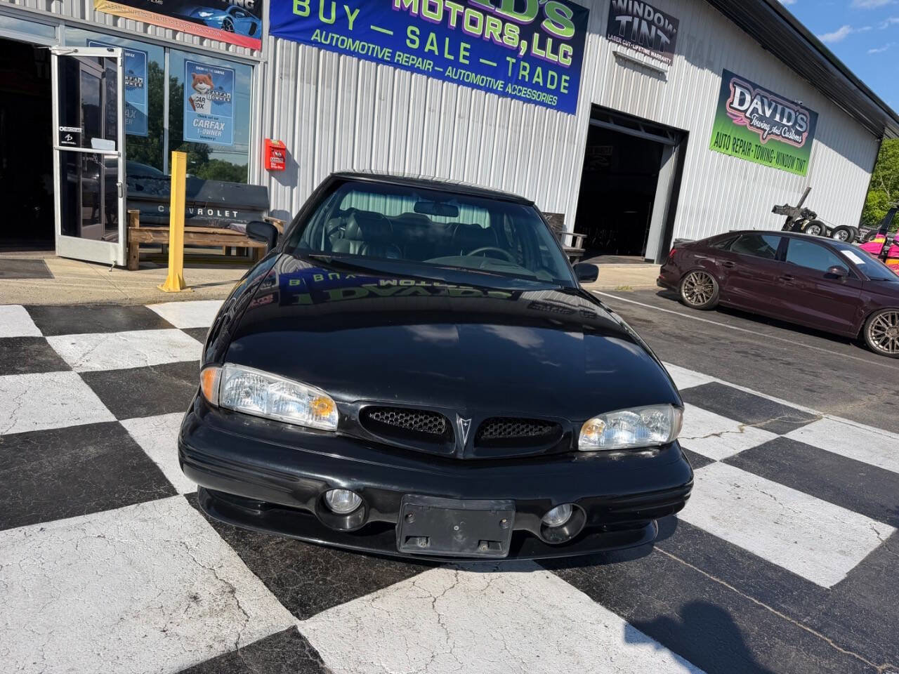 Used 1997 Pontiac Bonneville SSE w/ Opt Pkg FWD image 3