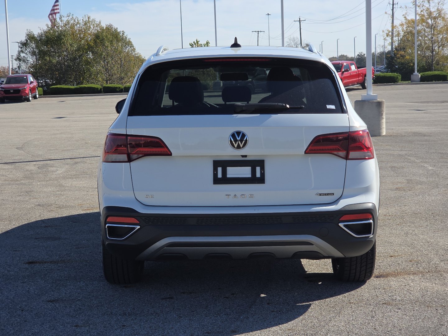 Used 2022 Volkswagen Taos SE FWD image 16