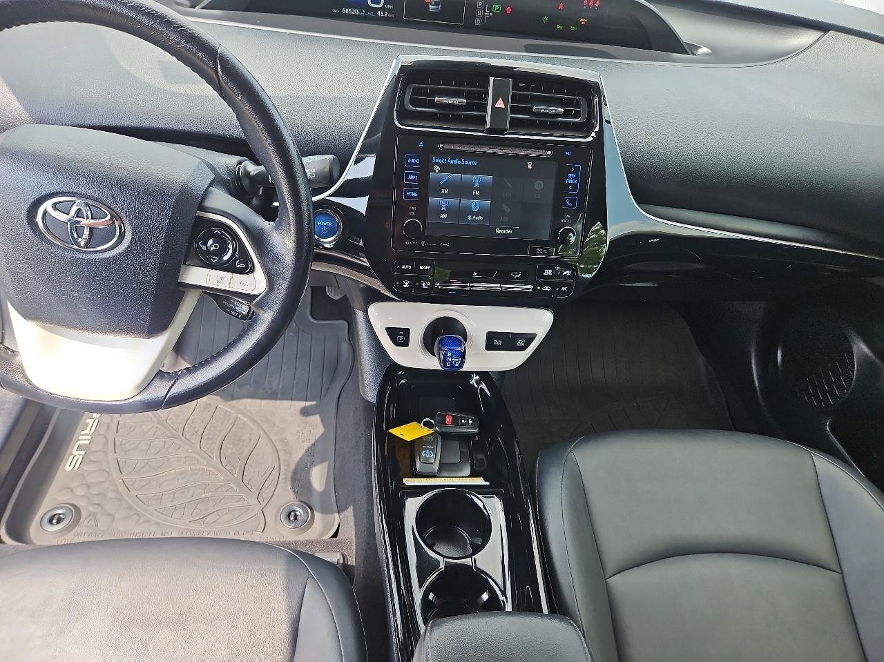 Used 2017 Toyota Prius Three Touring FWD image 23