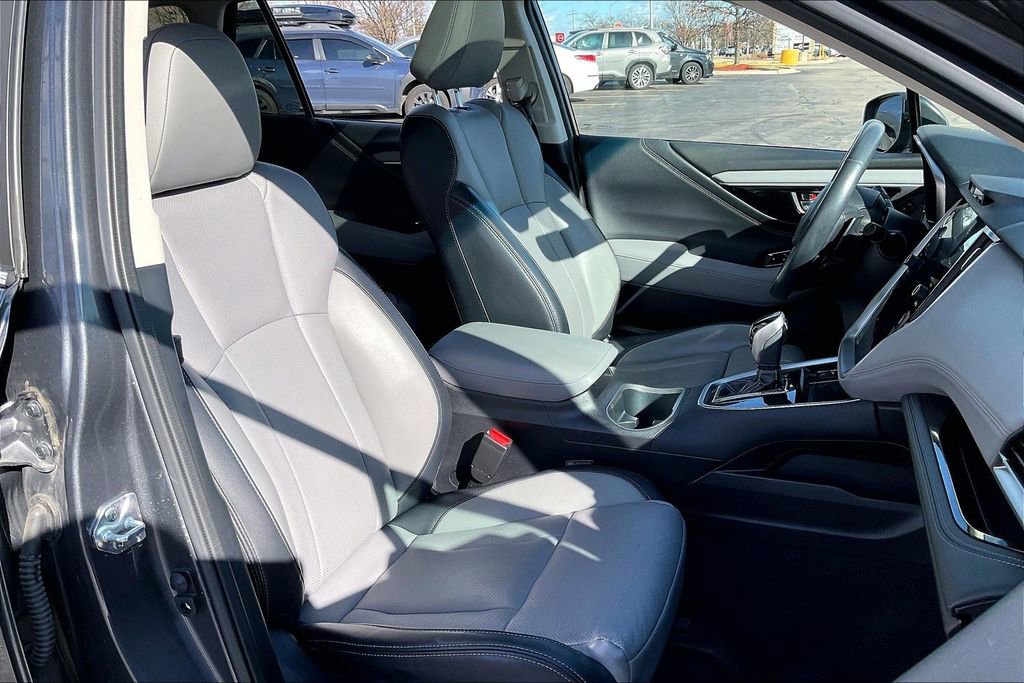 Used 2022 Subaru Outback Limited XT image 7