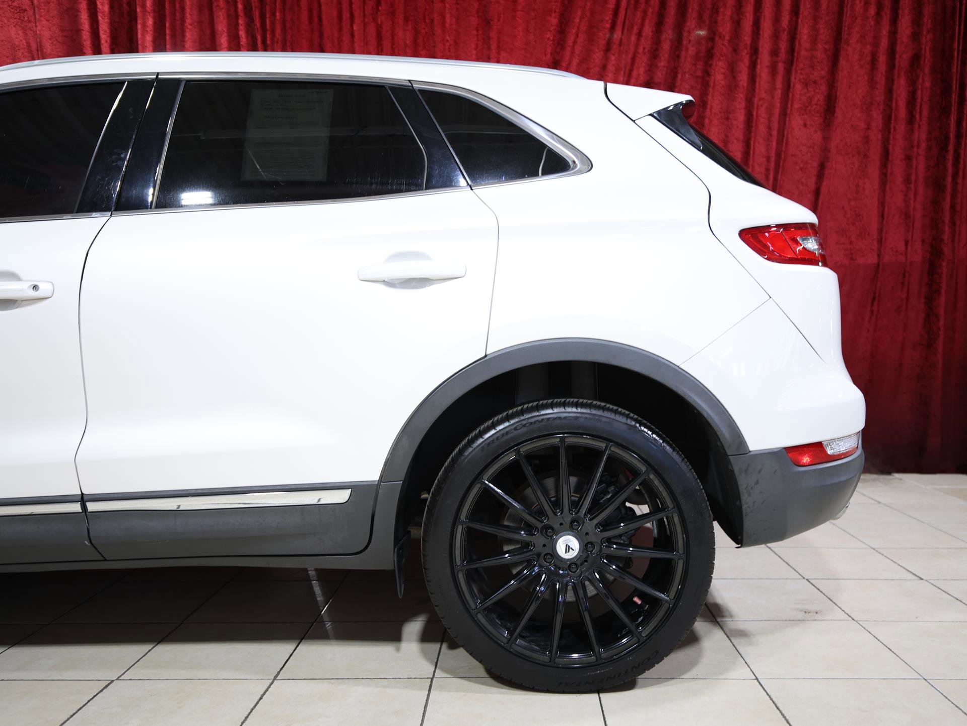 Used 2017 Lincoln MKC Premiere image 6