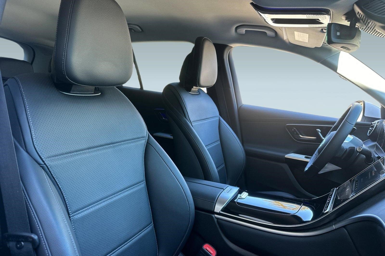 Certified 2024 Mercedes-Benz GLC 300 4MATIC image 32