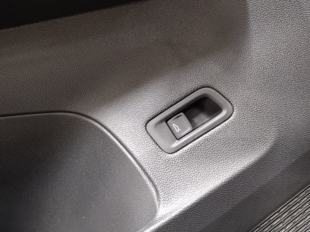 New 2026 Volkswagen Atlas SE image 22