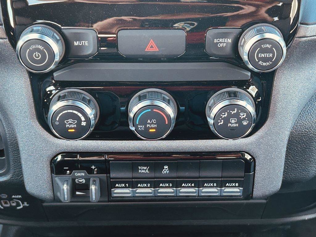 New 2025 RAM 3500 Tradesman image 17