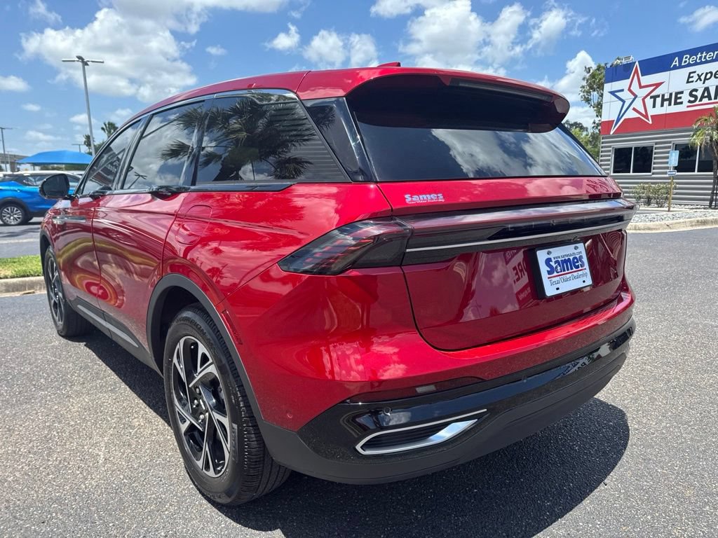Certified 2024 Lincoln Nautilus Premier AWD/4WD image 3