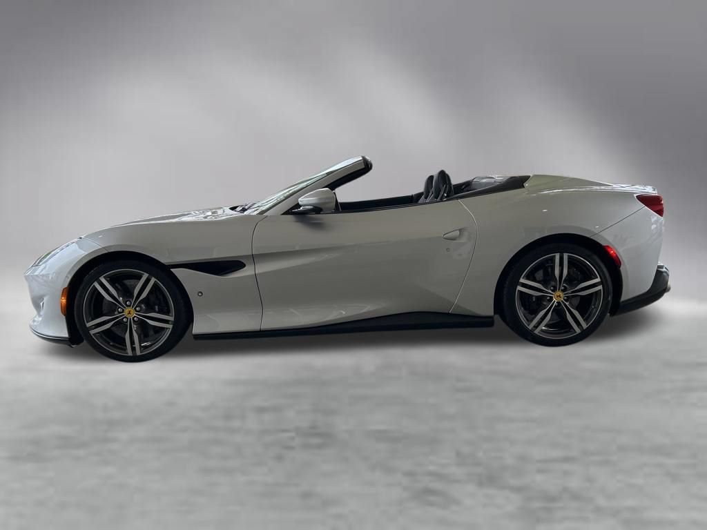 Used 2019 Ferrari Portofino RWD image 16