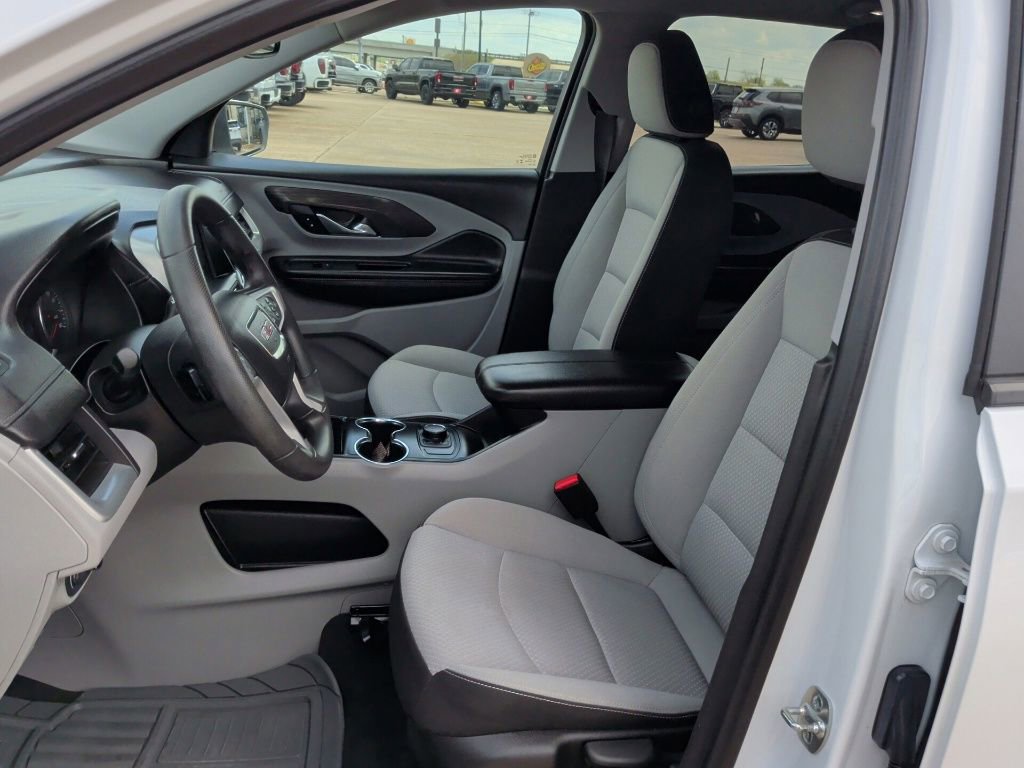 Used 2024 GMC Terrain SLE image 12