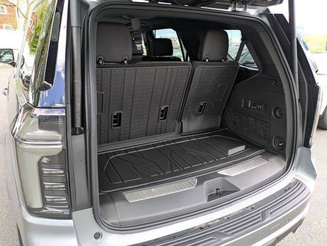 New 2026 Chevrolet Tahoe Premier w/ Sun And Tow Package AWD/4WD image 31