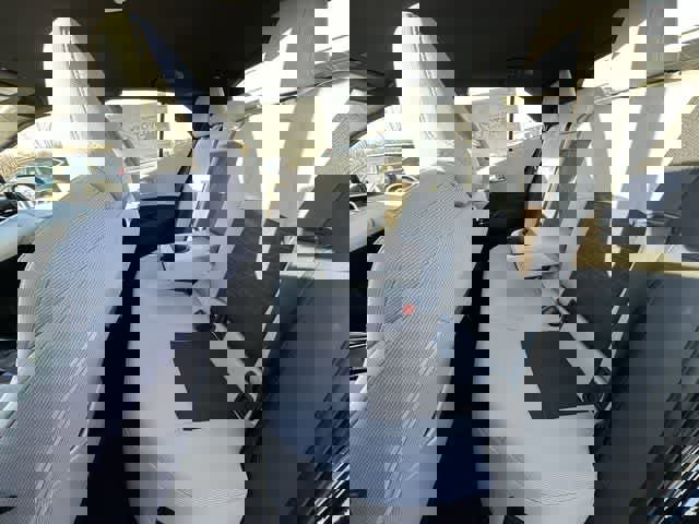 Used 2025 Toyota Corolla SE image 16