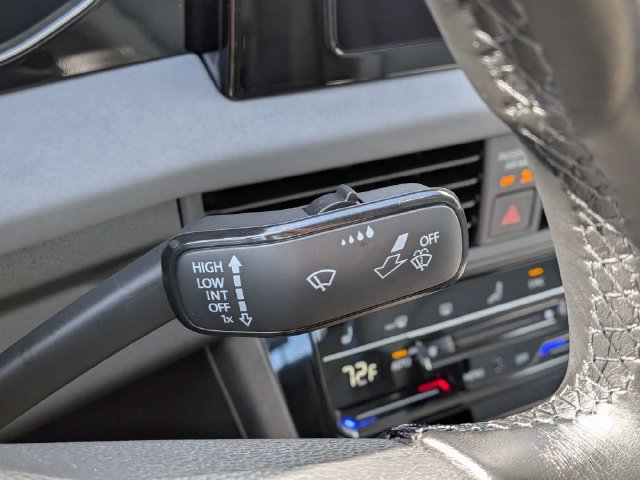 Used 2025 Volkswagen Jetta SE FWD image 24