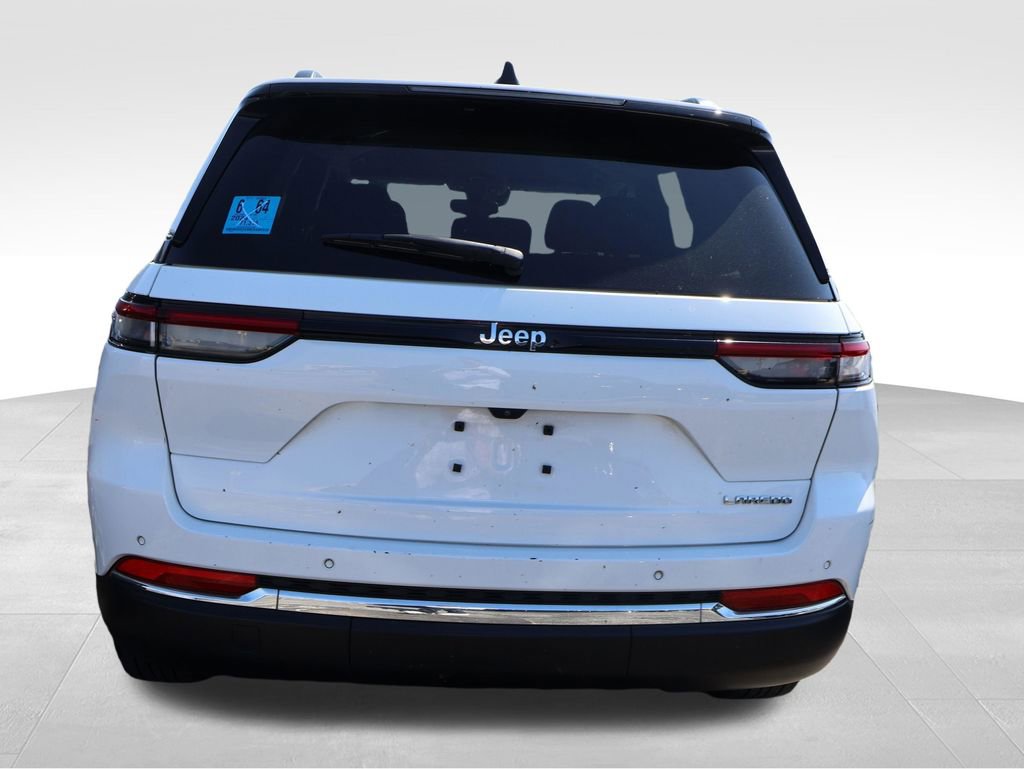 Used 2024 Jeep Grand Cherokee Laredo image 10