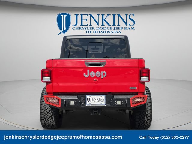Used 2023 Jeep Gladiator Overland w/ Trailer Tow Package AWD/4WD image 6