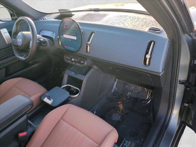 Used 2025 MINI Cooper Countryman S w/ Comfort Package Max image 23