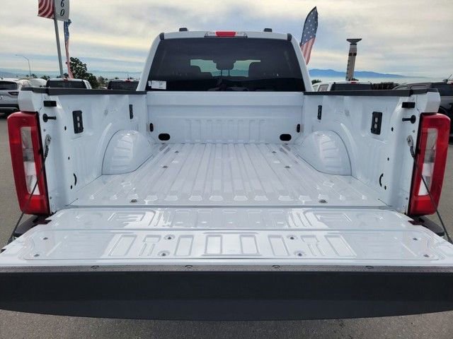 New 2026 Ford F250 XLT w/ FX4 Off-Road Package image 10