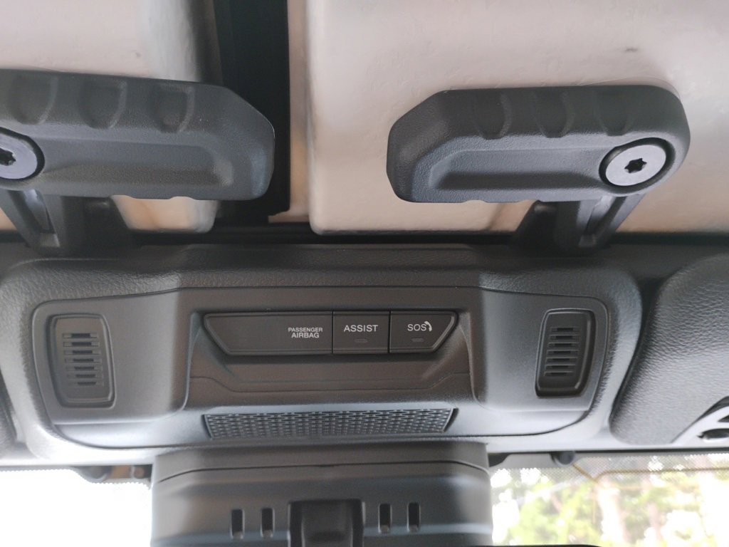 New 2025 Jeep Gladiator Mojave w/ Convenience Group image 40