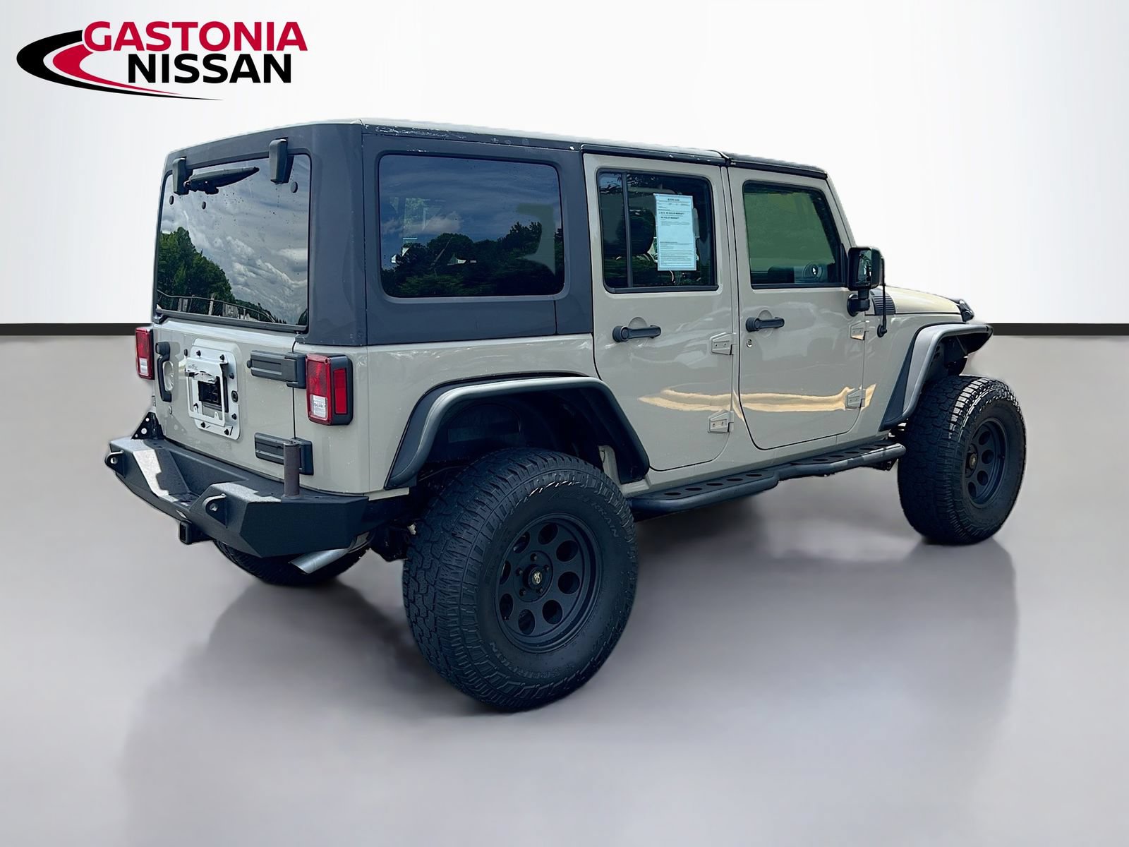 Used 2017 Jeep Wrangler Unlimited Sport w/ Connectivity Group AWD/4WD image 9