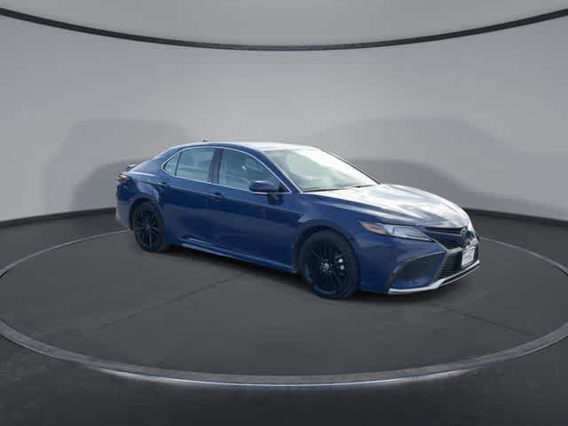 Used 2024 Toyota Camry XSE FWD image 2