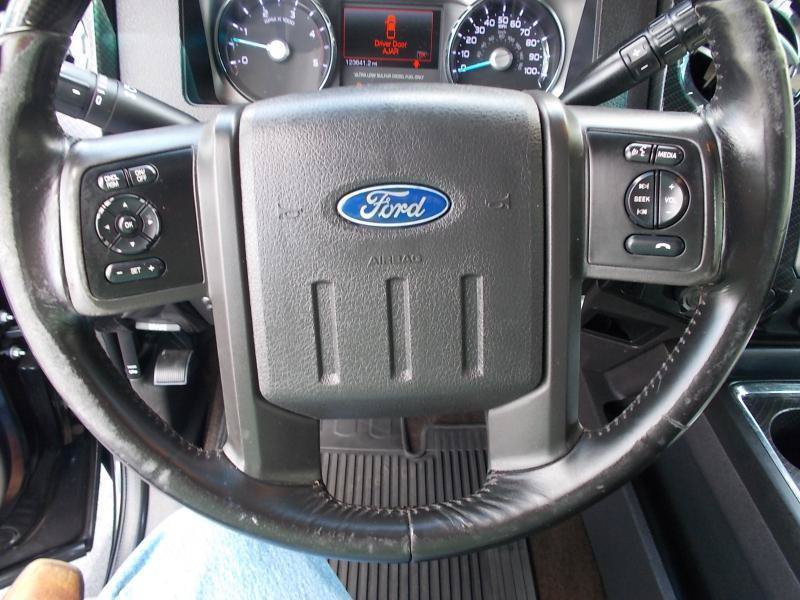 Used 2013 Ford F250 Lariat w/ Lariat Ultimate Pkg AWD/4WD image 35
