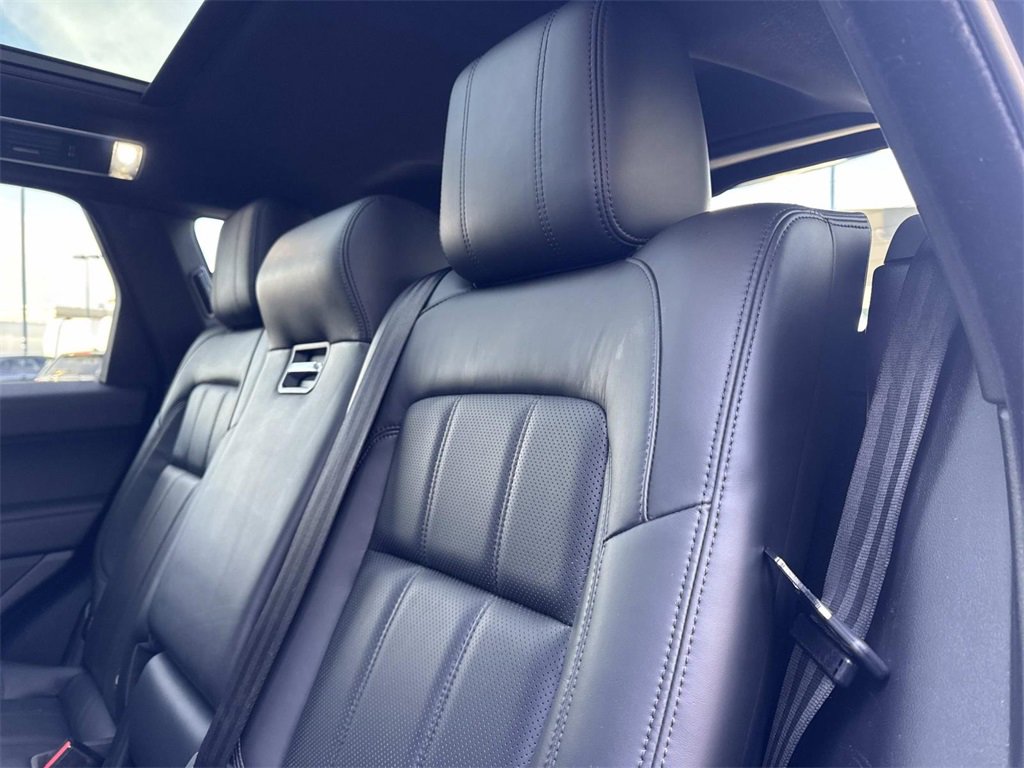 Used 2021 Land Rover Range Rover Sport HSE Silver Edition image 15