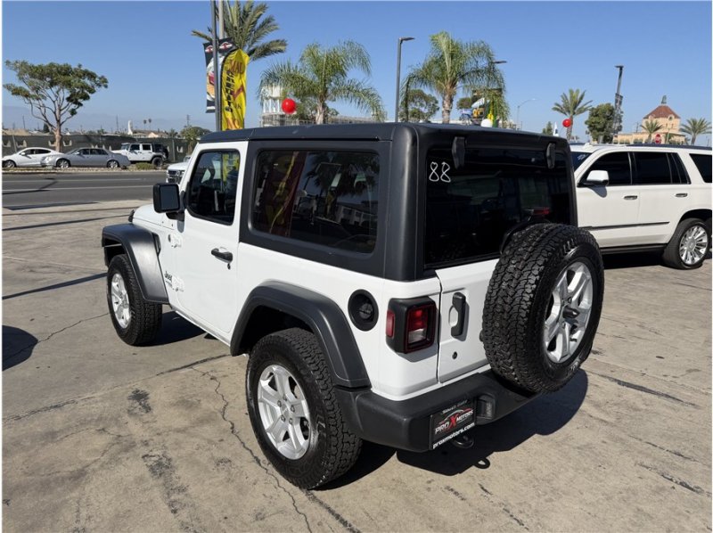 Used 2020 Jeep Wrangler Sport AWD/4WD image 14