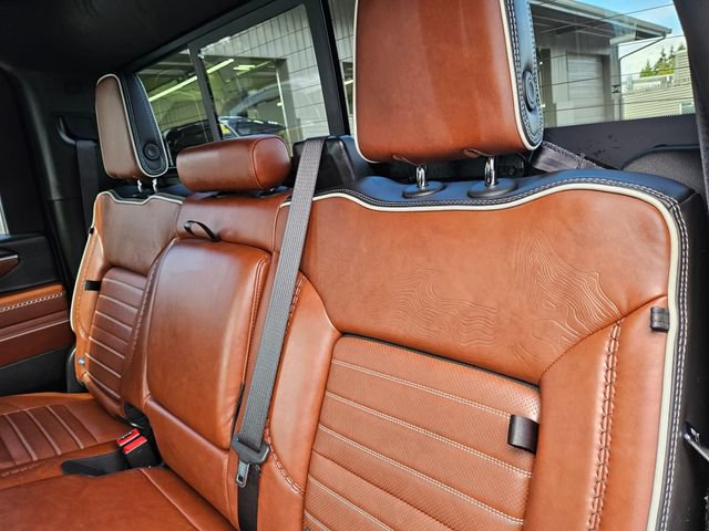 Used 2025 GMC Sierra 2500 Denali Ultimate w/ Max Trailering Package AWD/4WD image 19