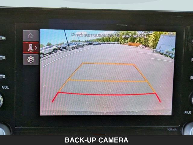 Used 2023 Kia Sorento LX image 20