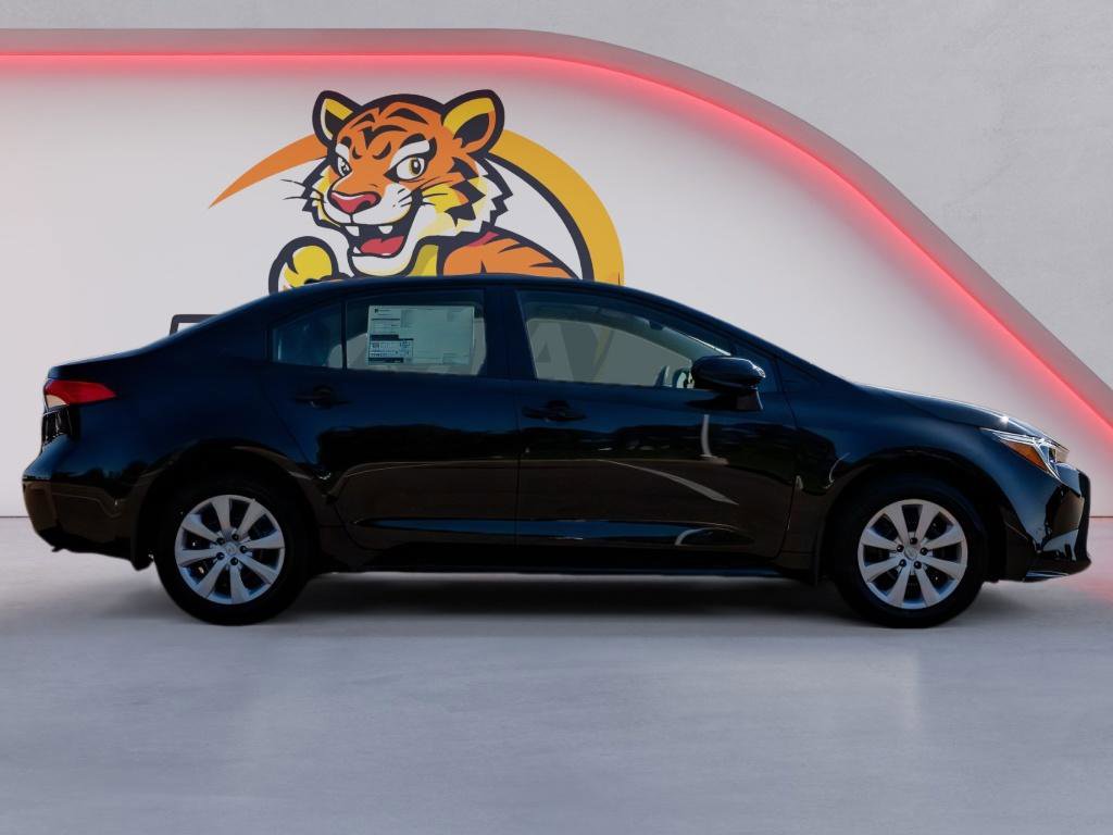 New 2026 Toyota Corolla LE image 4