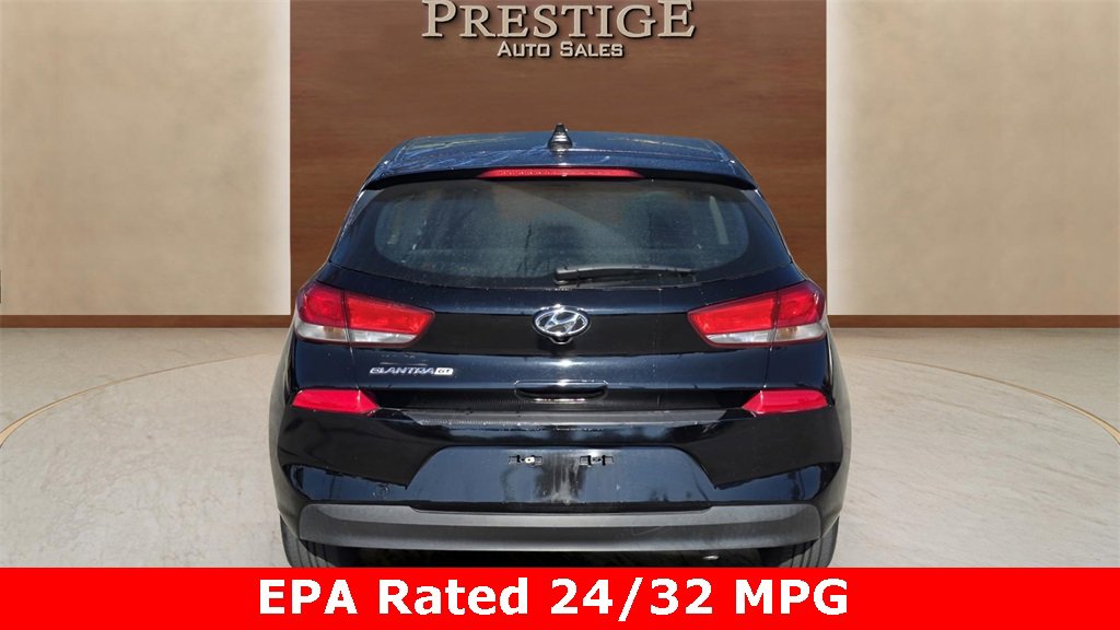 Used 2018 Hyundai Elantra GT image 44