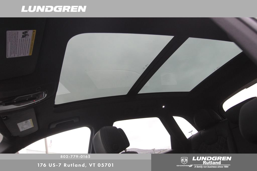 Certified 2024 Audi SQ5 Premium Plus image 23