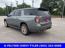 Used 2023 Chevrolet Suburban Premier AWD/4WD image 5