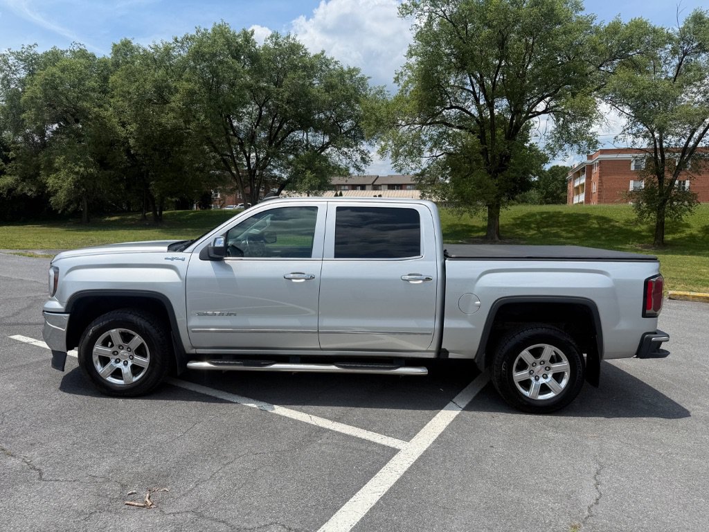 Used 2018 GMC Sierra 1500 SLT AWD/4WD image 8