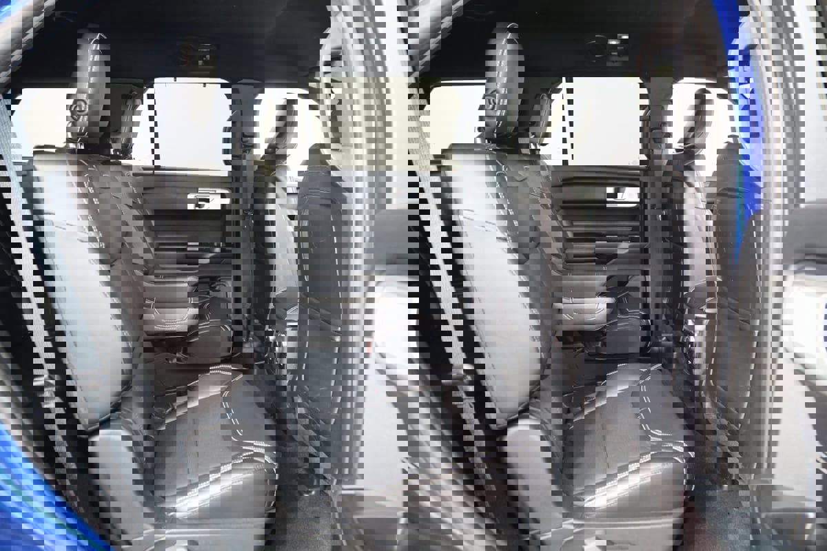 Used 2020 Ford Explorer ST w/ Premium Technology Package image 16