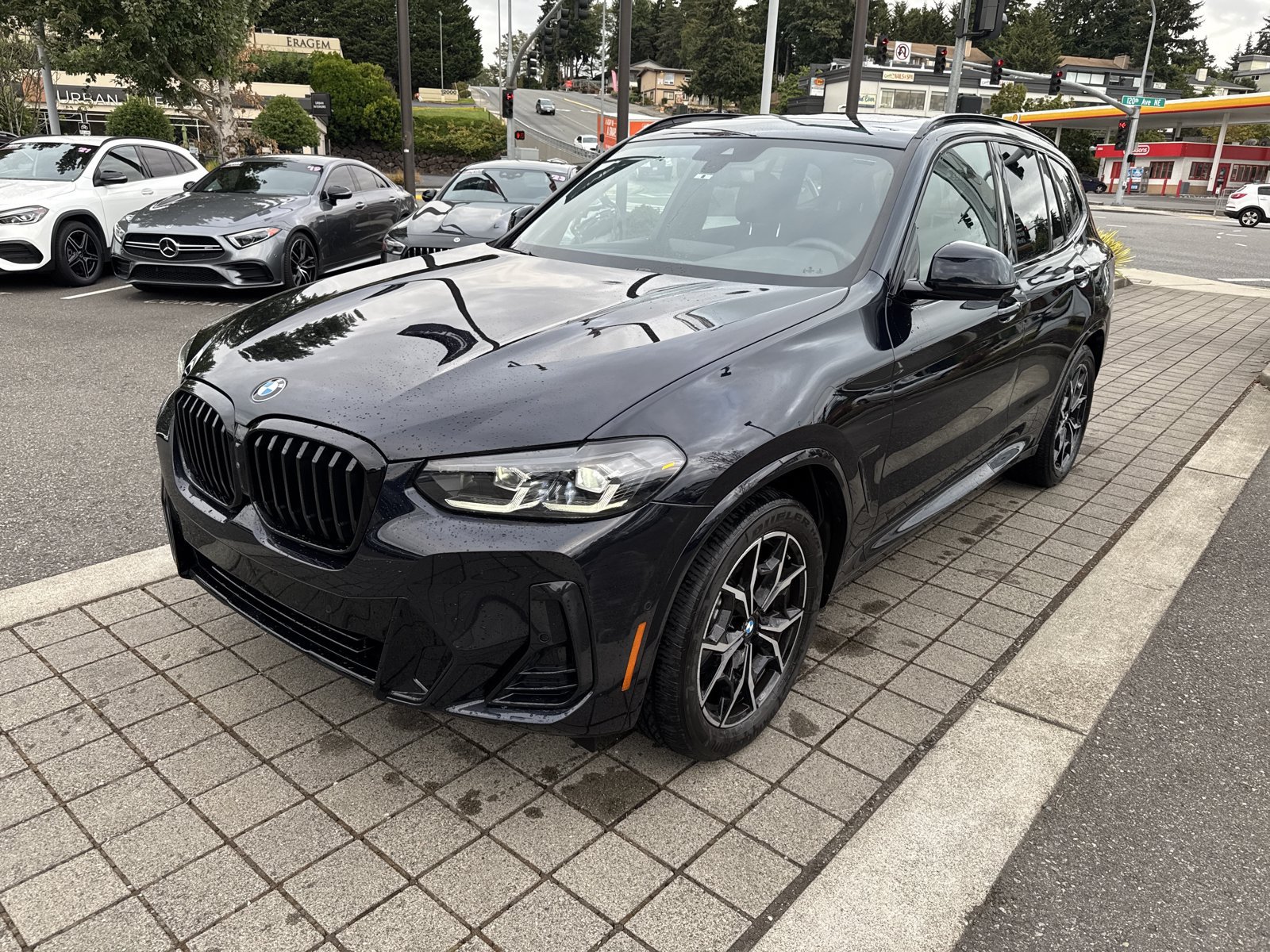 Used 2023 BMW X3 xDrive30i w/ M Sport Package AWD/4WD image 1