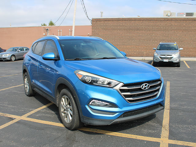 Used 2016 Hyundai Tucson SE w/ Option Group 02 FWD image 4