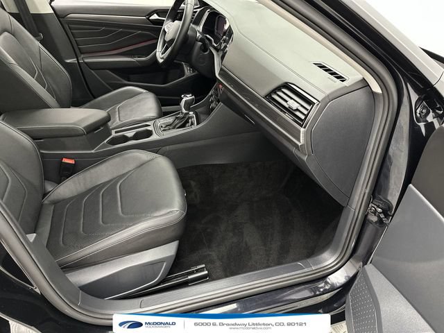 Used 2024 Volkswagen Jetta SEL FWD image 25