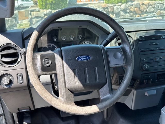 Used 2016 Ford F250 XL w/ Camper Package RWD image 13