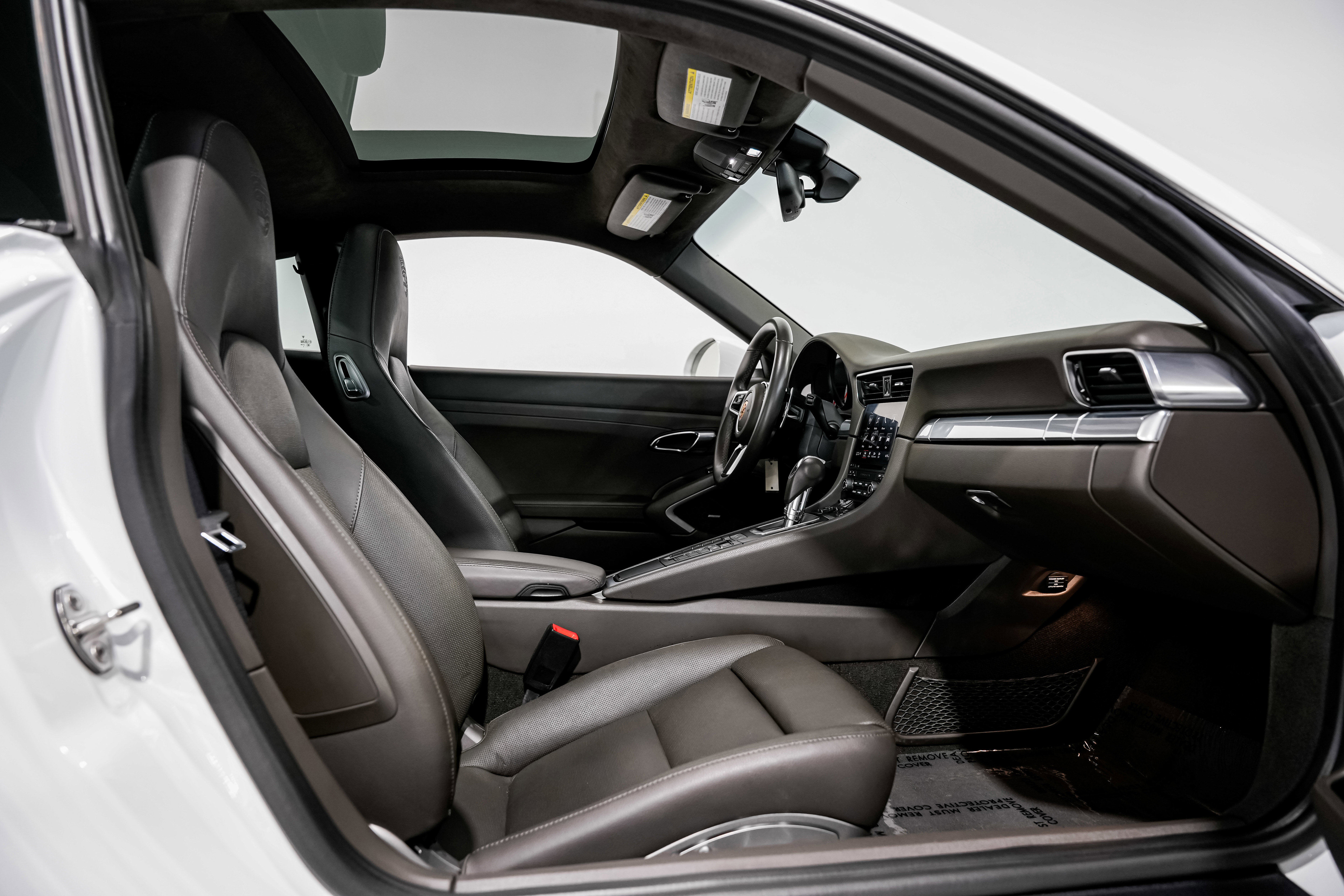 Used 2019 Porsche 911 Carrera S image 29