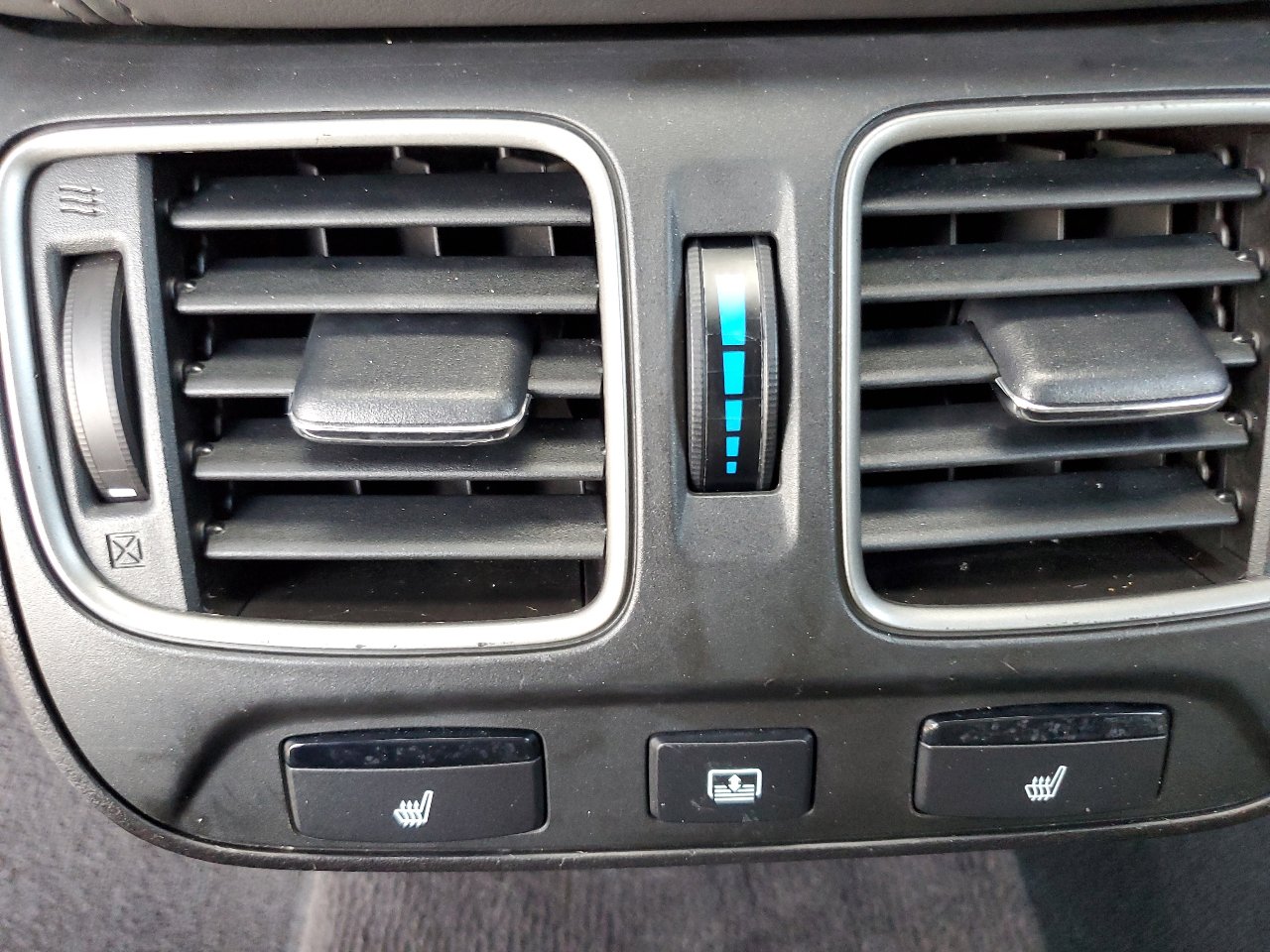 Used 2017 Acura RLX w/ Advance Package image 31