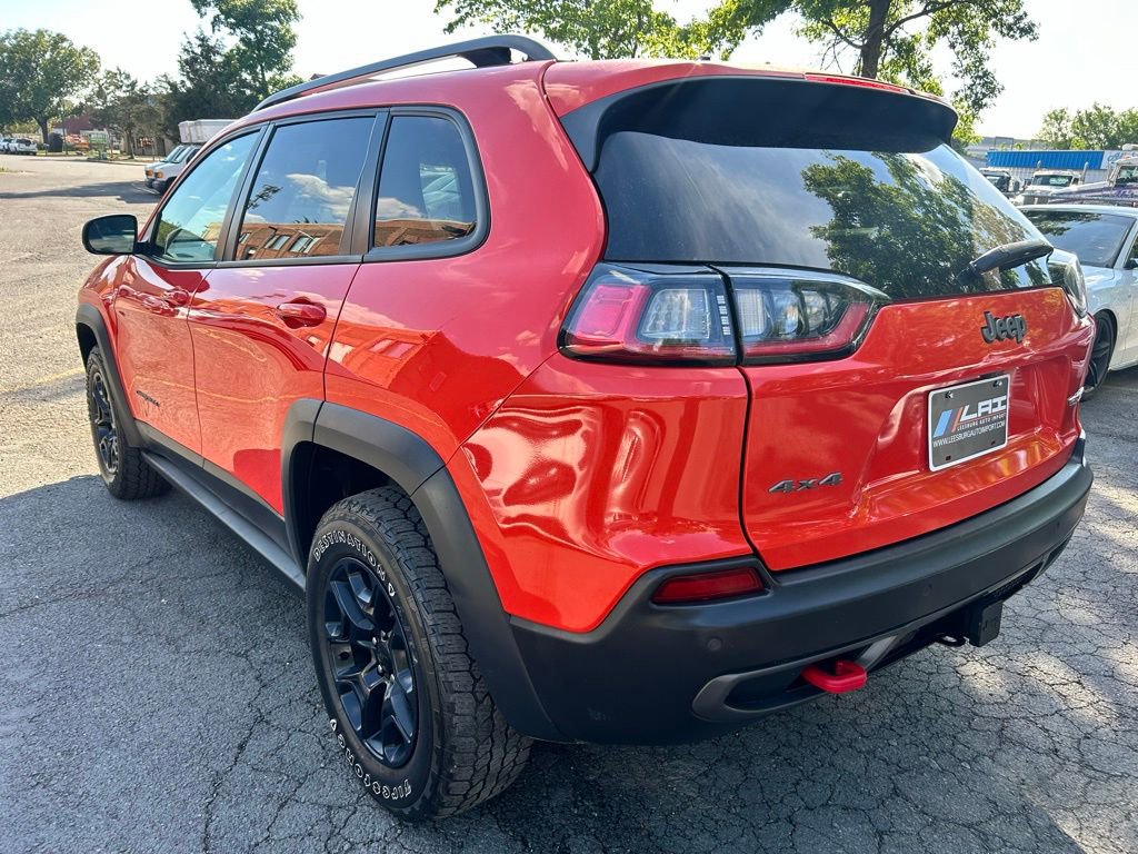 Used 2021 Jeep Cherokee Trailhawk w/ Sun, Sound & Nav Group AWD/4WD image 3